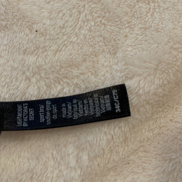 Victoria sport bra - Picture 5 of 5